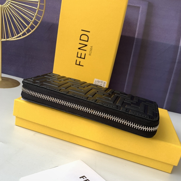 超激安ブランド財布偽物背面デザイン